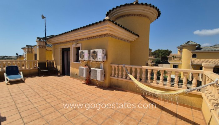 Te koop - Huis - Vrijstaande Villa - Orihuela - Orihuela Centro