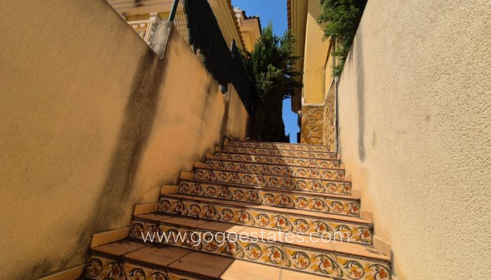 Te koop - Huis - Vrijstaande Villa - Orihuela - Orihuela Centro