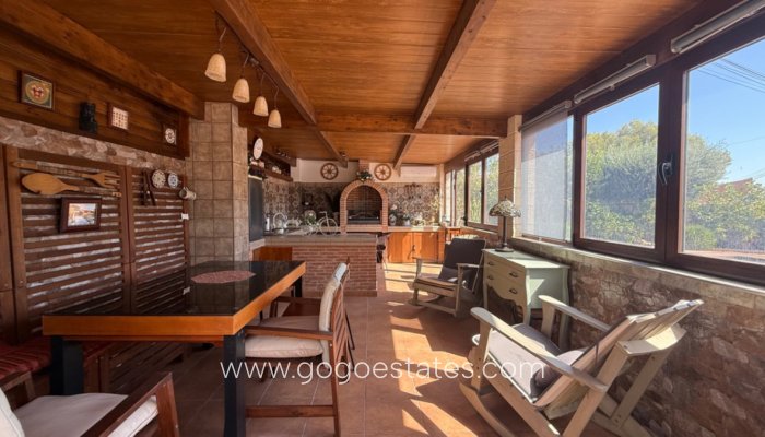 Te koop - Huis - Vrijstaande Villa - Torrevieja - Torrevieja Centro