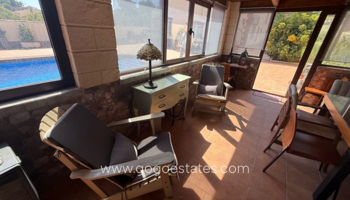 Te koop - Huis - Vrijstaande Villa - Torrevieja - Torrevieja Centro