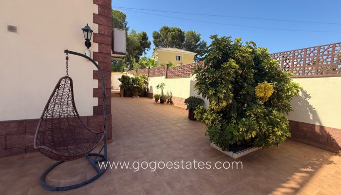 Te koop - Huis - Vrijstaande Villa - Torrevieja - Torrevieja Centro