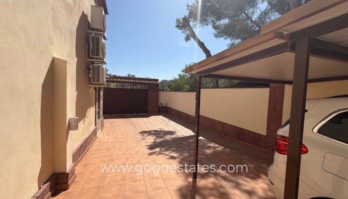Te koop - Huis - Vrijstaande Villa - Torrevieja - Torrevieja Centro