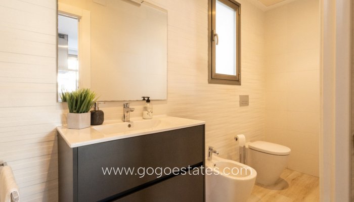 Venta - Casa - Chalet Independiente - Orihuela - Orihuela Centro