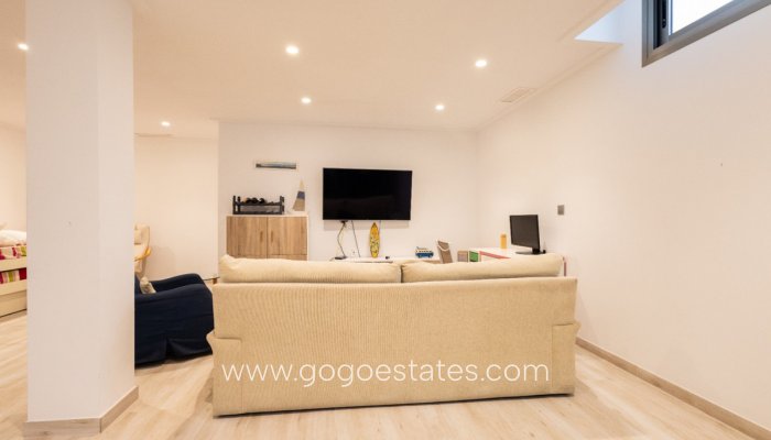 Venta - Casa - Chalet Independiente - Orihuela - Orihuela Centro