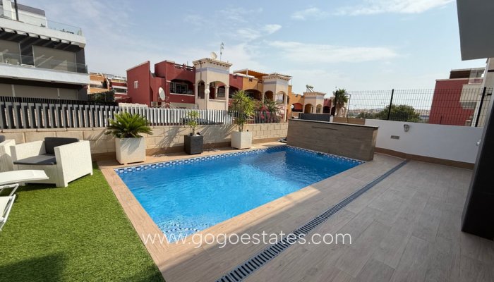 Venta - Casa - Chalet Independiente - Orihuela - Orihuela Centro