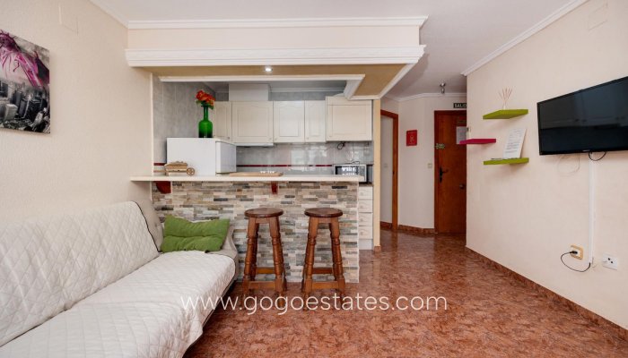 Te koop - Appartement - Appartement op de middelste verdieping - Torrevieja - Torrevieja Centro