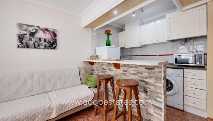 Te koop - Appartement - Appartement op de middelste verdieping - Torrevieja - Torrevieja Centro