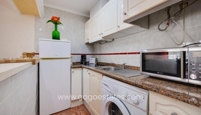 Te koop - Appartement - Appartement op de middelste verdieping - Torrevieja - Torrevieja Centro