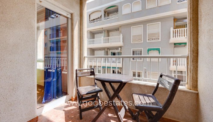 Te koop - Appartement - Appartement op de middelste verdieping - Torrevieja - Torrevieja Centro