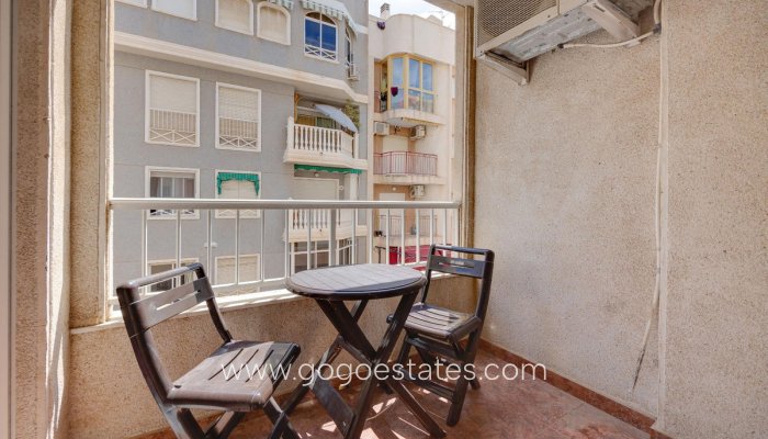 Te koop - Appartement - Appartement op de middelste verdieping - Torrevieja - Torrevieja Centro