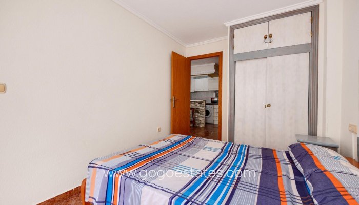 Te koop - Appartement - Appartement op de middelste verdieping - Torrevieja - Torrevieja Centro