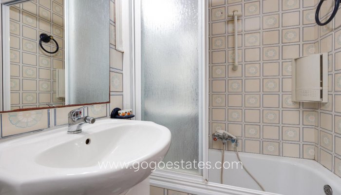 Te koop - Appartement - Appartement op de middelste verdieping - Torrevieja - Playa del Cura