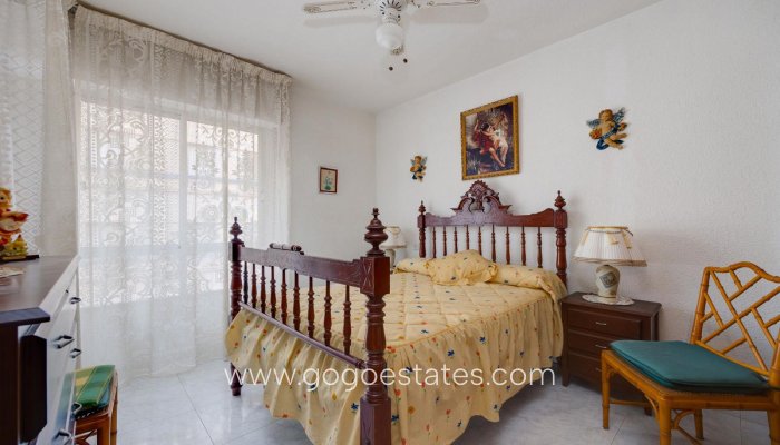 Te koop - Appartement - Appartement op de middelste verdieping - Torrevieja - Playa del Cura