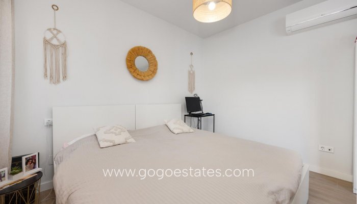 Te koop - Appartement - Appartement op de middelste verdieping - Orihuela - Orihuela Costa