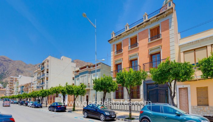 Te koop - Huis - Vrijstaande Villa - Callosa de Segura - Callosa de Segura Centro