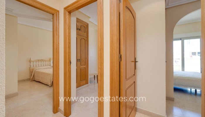 Te koop - Appartement - Appartement op de middelste verdieping - Torrevieja - Torrevieja Centro