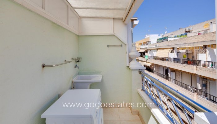 Te koop - Appartement - Appartement op de middelste verdieping - Torrevieja - Torrevieja Centro