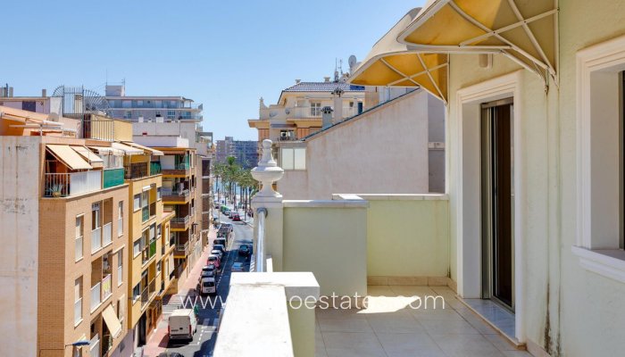 Te koop - Appartement - Appartement op de middelste verdieping - Torrevieja - Torrevieja Centro