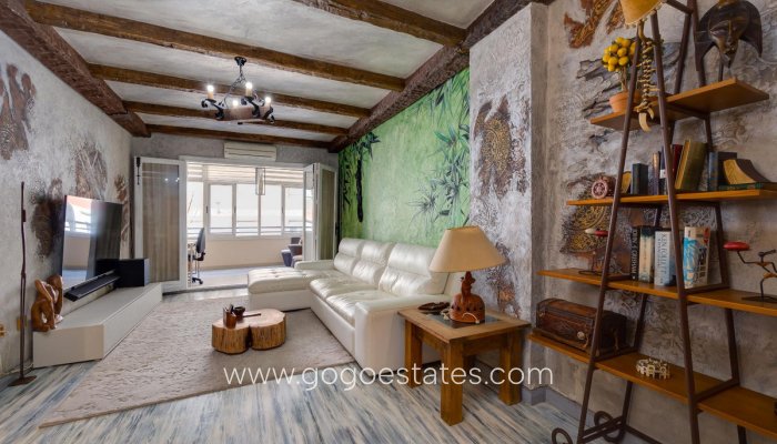 Te koop - Appartement - Appartement op de middelste verdieping - Torrevieja - Torrevieja Centro