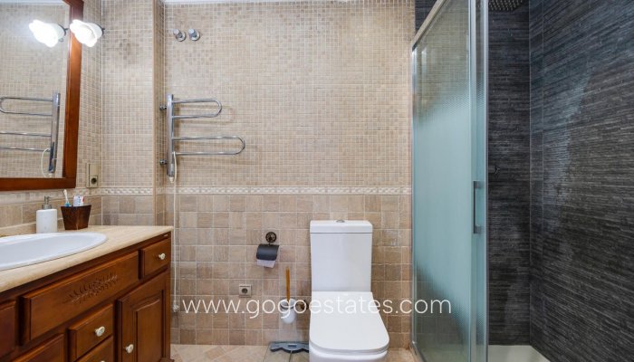 Te koop - Appartement - Appartement op de middelste verdieping - Torrevieja - Torrevieja Centro