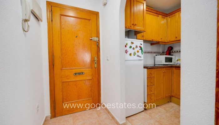 Te koop - Appartement - Appartement op de middelste verdieping - Torrevieja - Torrevieja Centro