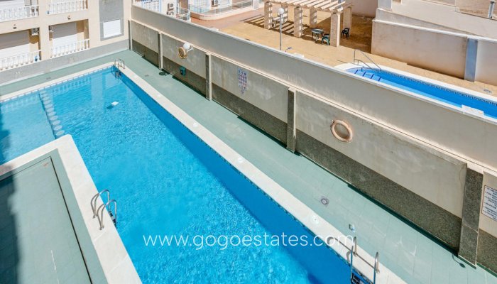 Te koop - Appartement - Appartement op de middelste verdieping - Torrevieja - Torrevieja Centro