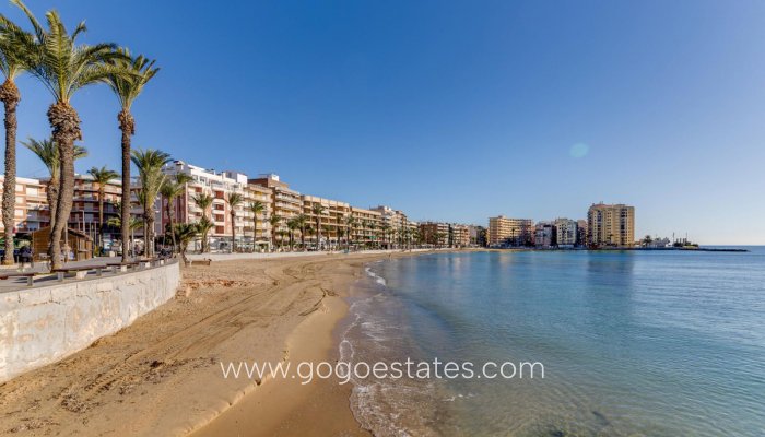 Te koop - Appartement - Appartement op de middelste verdieping - Torrevieja - Torrevieja Centro