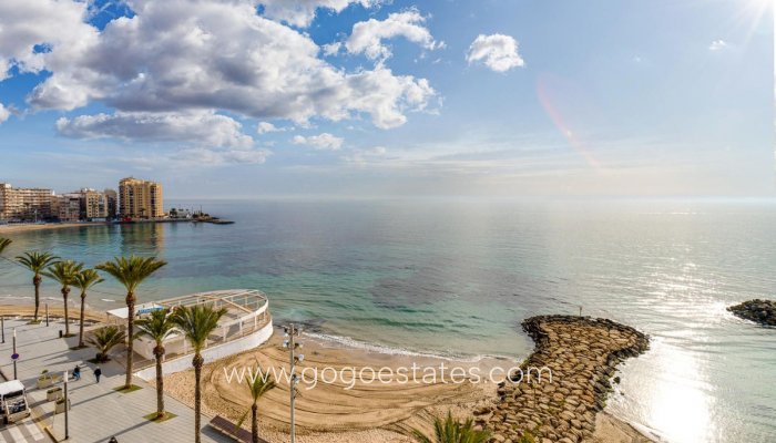 Te koop - Appartement - Appartement op de middelste verdieping - Torrevieja - Torrevieja Centro