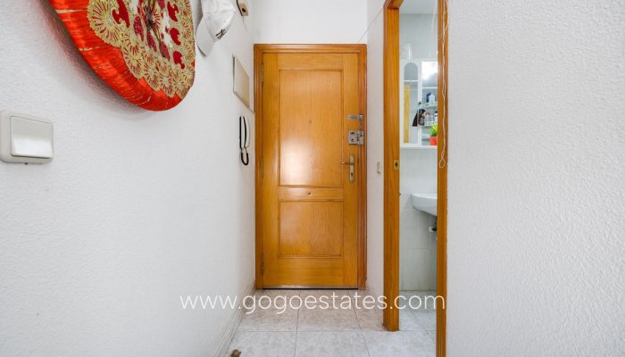 Revente - Appartement - Appartement au rez-de-chaussée - Torrevieja - Playa de los Locos