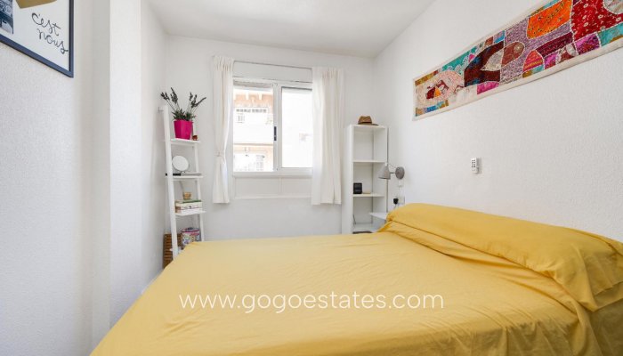 Revente - Appartement - Appartement au rez-de-chaussée - Torrevieja - Playa de los Locos