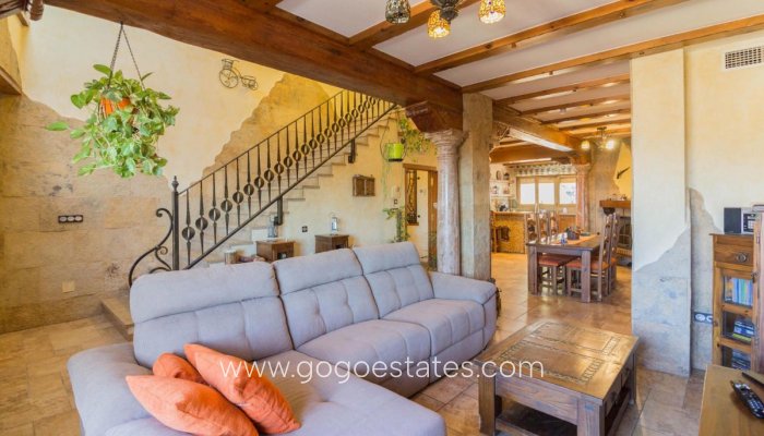 Te koop - Huis - Vrijstaande Villa - Redován