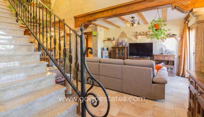 Te koop - Huis - Vrijstaande Villa - Redován