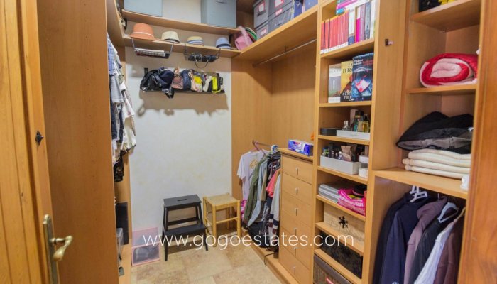 Te koop - Huis - Vrijstaande Villa - Redován