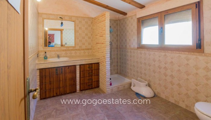 Te koop - Huis - Vrijstaande Villa - Redován