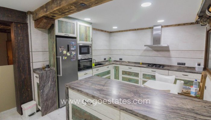 Te koop - Huis - Vrijstaande Villa - Redován