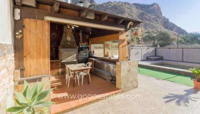 Te koop - Huis - Vrijstaande Villa - Redován