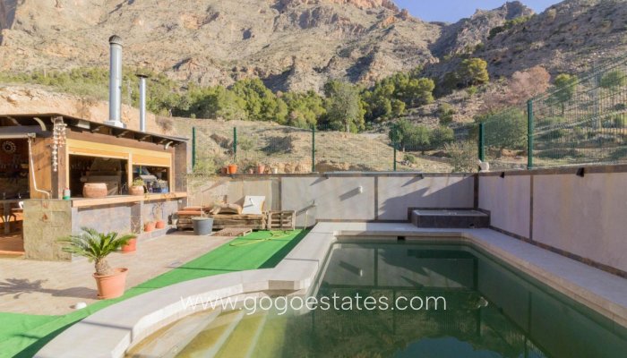 Te koop - Huis - Vrijstaande Villa - Redován