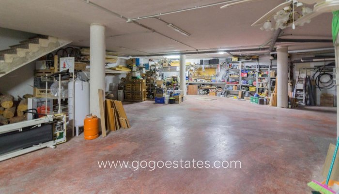 Te koop - Huis - Vrijstaande Villa - Redován