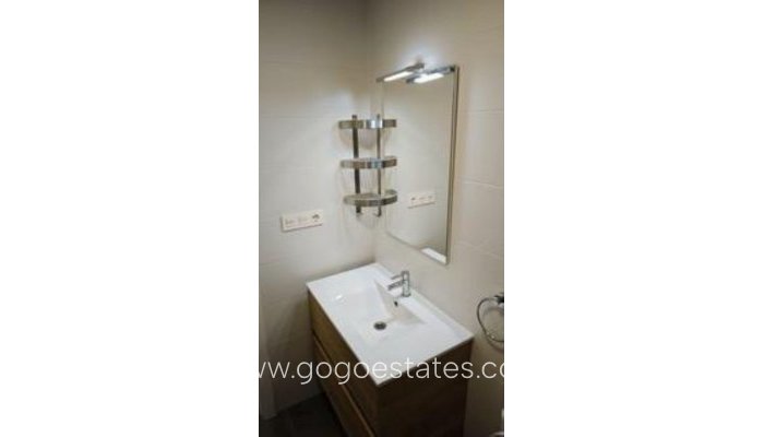 Te koop - Appartement - Appartement op de middelste verdieping - Torrevieja - Torrevieja Centro