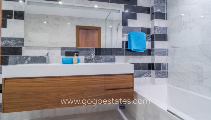 Te koop - Huis - Vrijstaande Villa - Altea - Altea La Vella