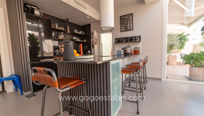 Te koop - Huis - Vrijstaande Villa - Rojales - Quesada