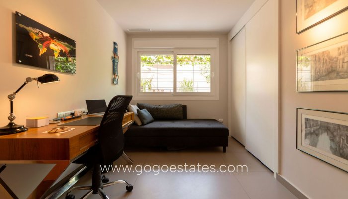 Te koop - Huis - Vrijstaande Villa - Rojales - Quesada