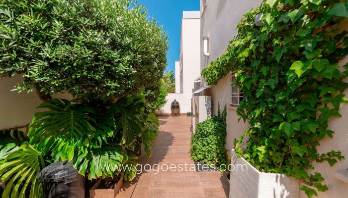 Te koop - Huis - Vrijstaande Villa - Rojales - Quesada