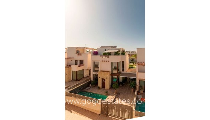 Te koop - Huis - Vrijstaande Villa - Rojales - Quesada