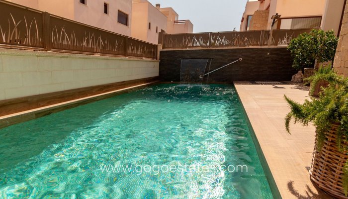 Te koop - Huis - Vrijstaande Villa - Rojales - Quesada