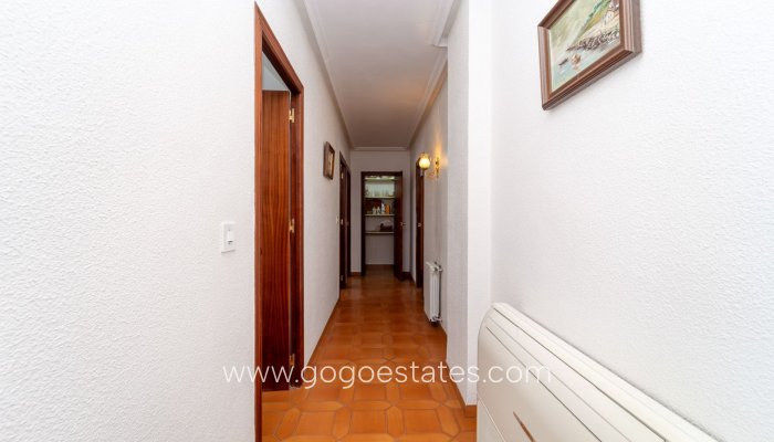 Te koop - Huis - Vrijstaande Villa - Salinas - Salinas Centro