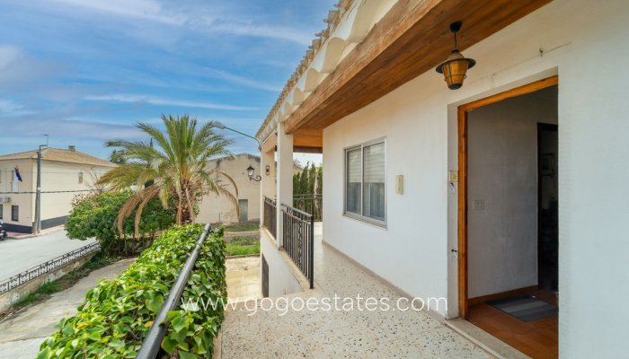 Te koop - Huis - Vrijstaande Villa - Salinas - Salinas Centro