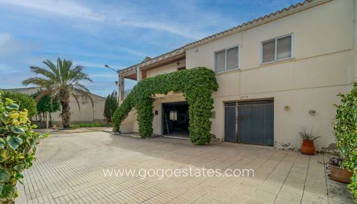 Te koop - Huis - Vrijstaande Villa - Salinas - Salinas Centro