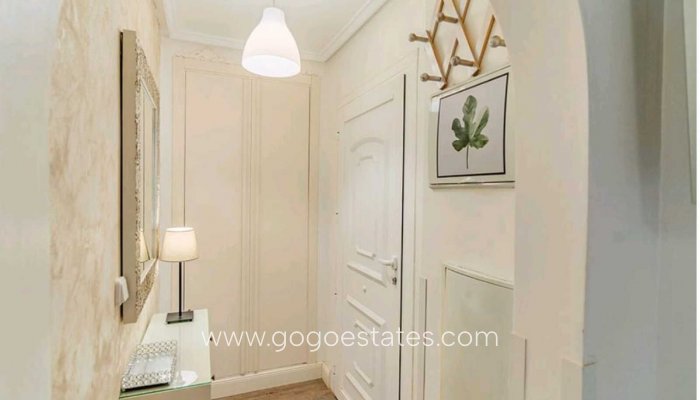 Te koop - Huis - Halfvrijstaande woning - Santa Pola - Gran Alacant