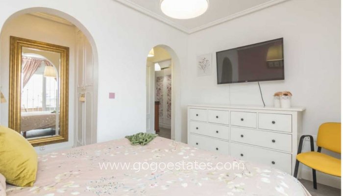 Te koop - Huis - Halfvrijstaande woning - Santa Pola - Gran Alacant